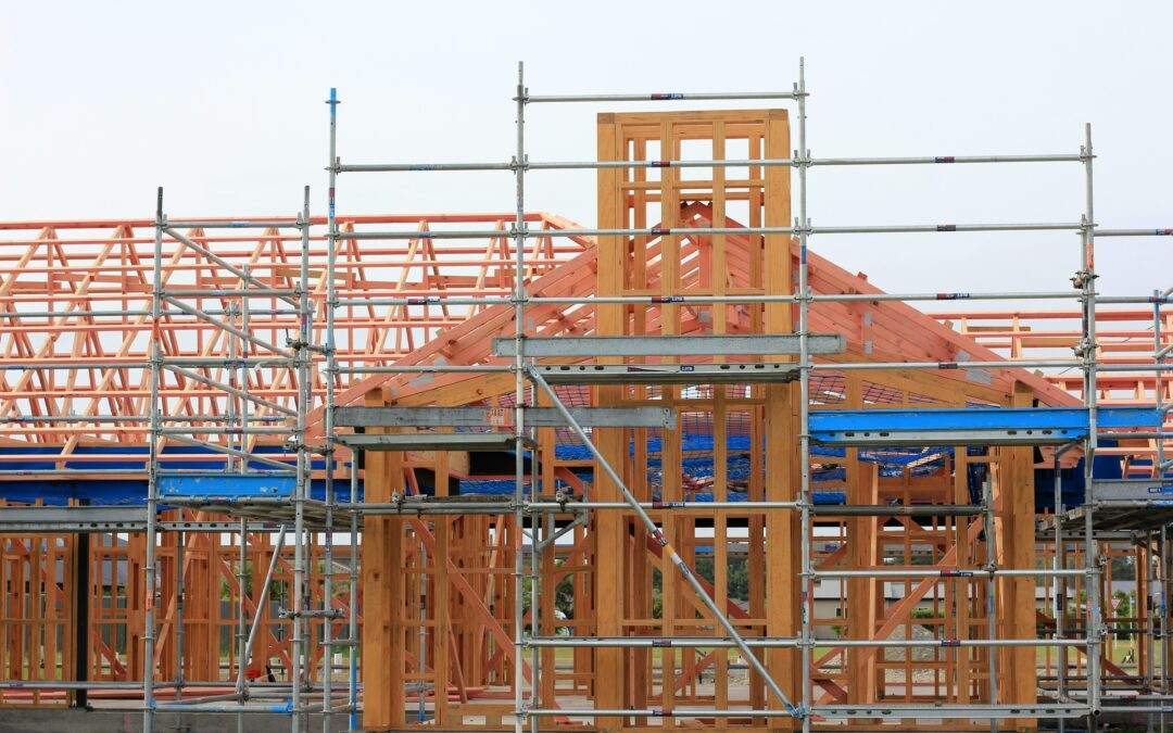 Riding Homes, a custom home builder in Southern Utah Valley, specializes in constructing houses with wooden framing.